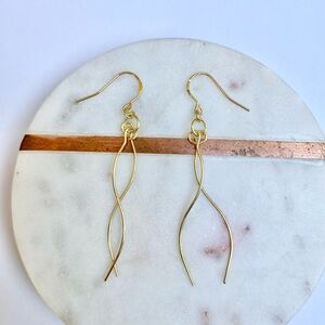 Twisted Gold Wire Drop Earrings